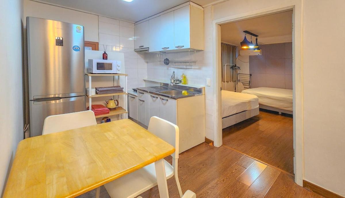 K-6 Hongdae Yeontral Park Apartment
