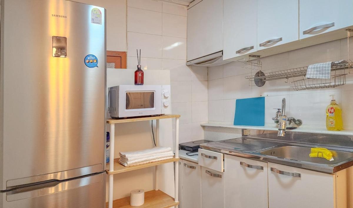 Apartment K-6 Hongdae Yeontral Park