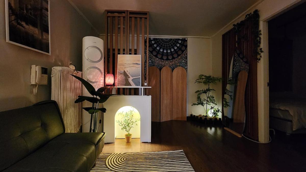 Apartment K-6 Hongdae Yeontral Park Seoul