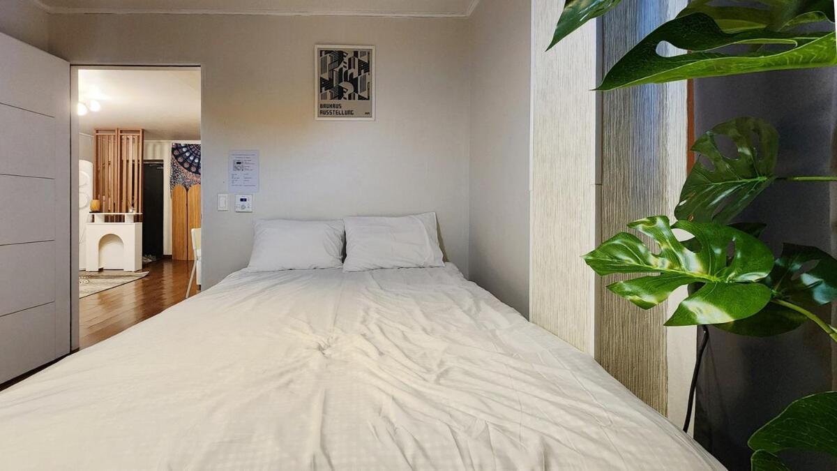 Apartment K-6 Hongdae Yeontral Park