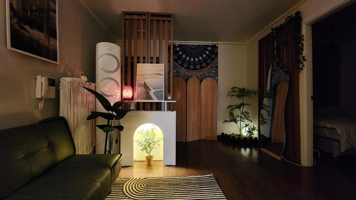 K-6 Hongdae Yeontral Park Apartment *